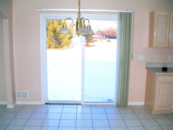 $4,100 | 45866 Fountain View Drive, Canton, MI 48188