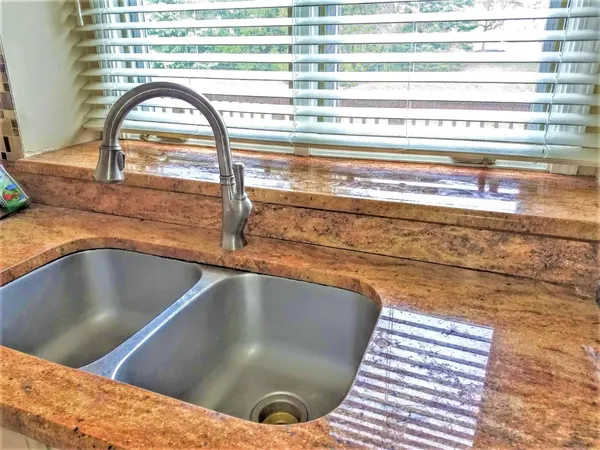 $4,100 | 45866 Fountain View Drive, Canton, MI 48188