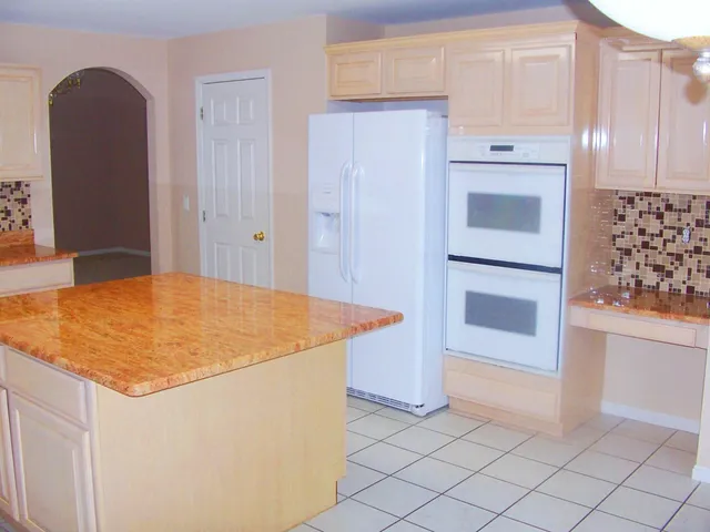 $4,100 | 45866 Fountain View Drive, Canton, MI 48188