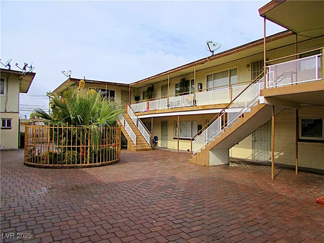 $925 | 1908 Rexford Drive, Unit 7, Las Vegas, NV 89104