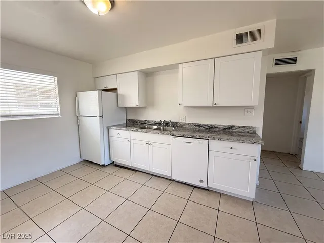 $925 | 1908 Rexford Drive, Unit 7, Las Vegas, NV 89104