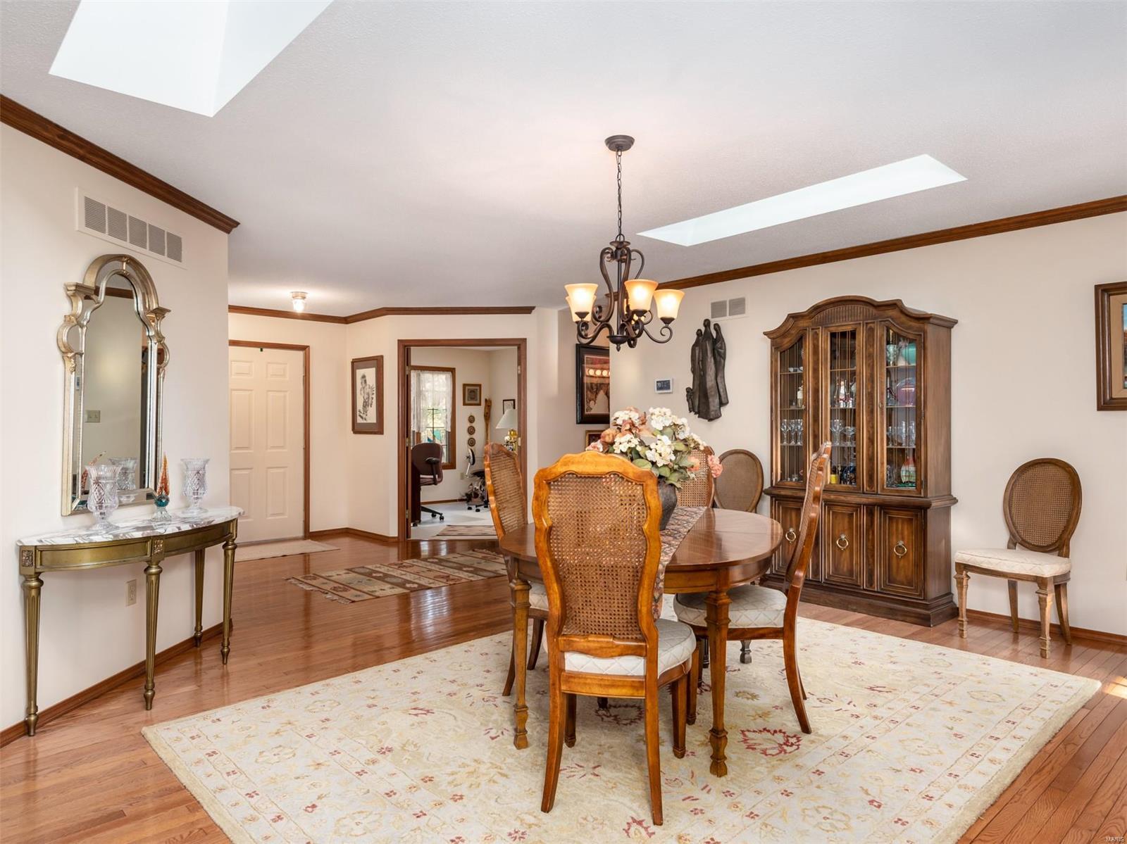 1347 Trails End Road Greenville, IL 62246 - Photo 21 of 47 Gallery Image 21
