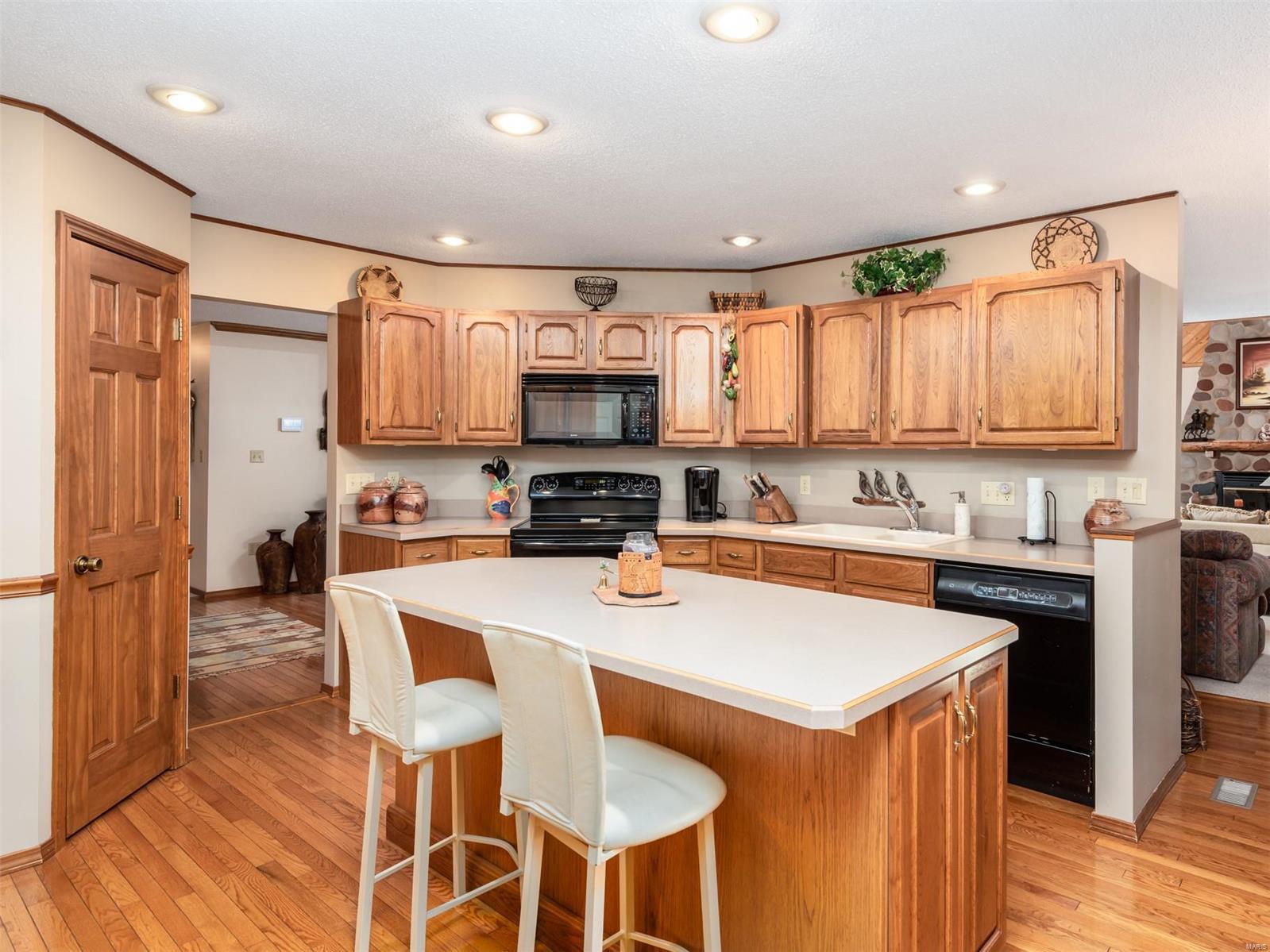 1347 Trails End Road Greenville, IL 62246 - Photo 28 of 47 Gallery Image 28