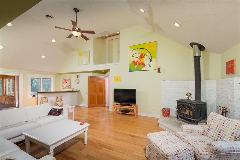 16 Clyde Road York, ME 03909 - Photo 5 of 33 Spacious living room with cathedral...