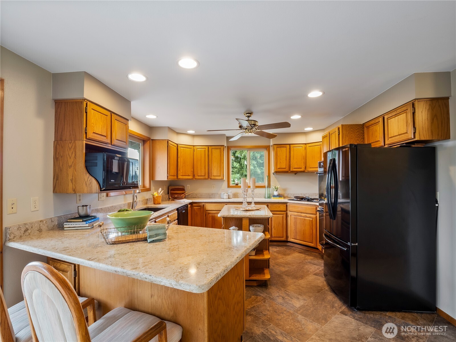 25405 103rd Avenue East Graham, WA 98338 - Photo 11 of 40