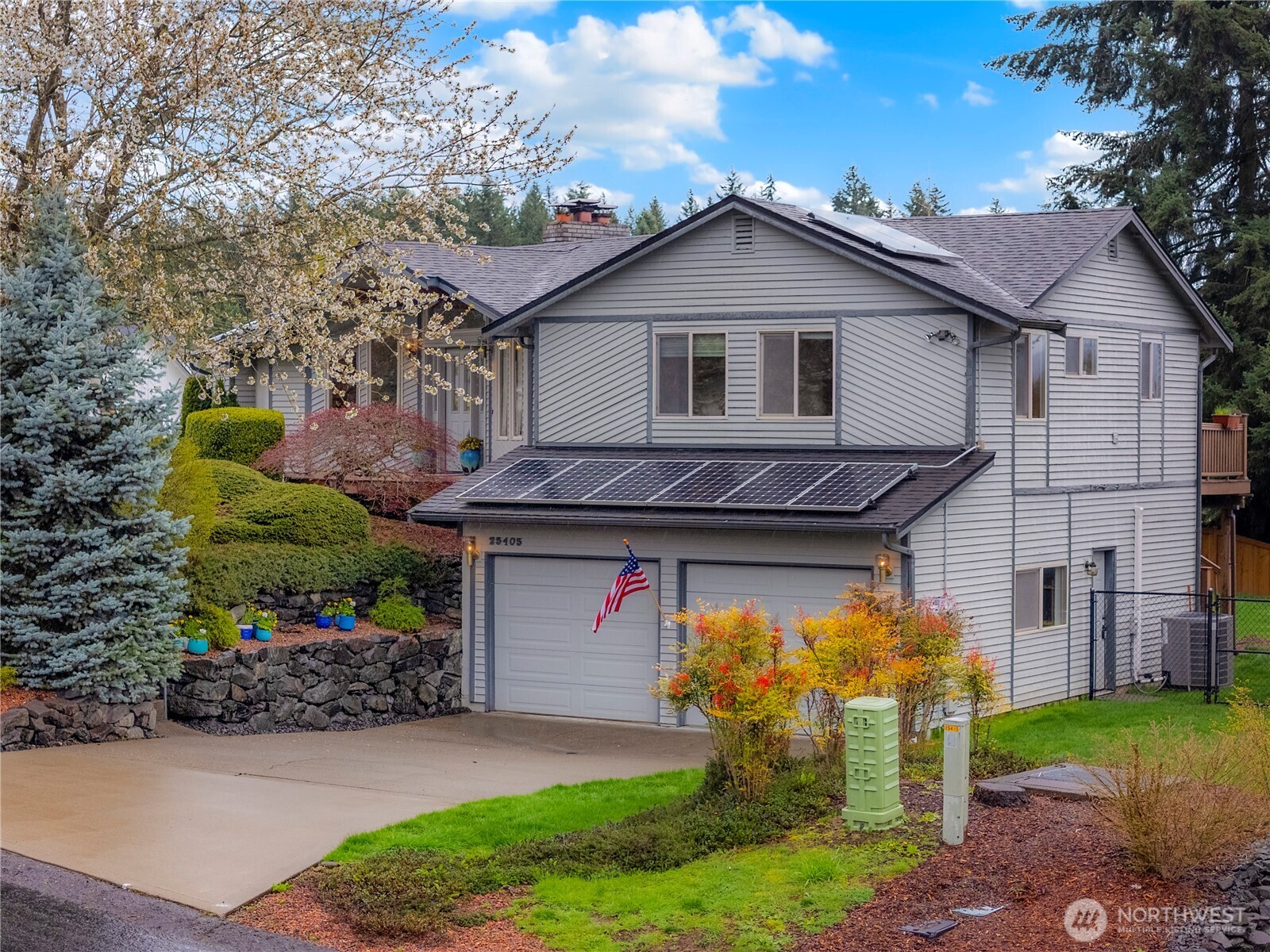 25405 103rd Avenue East Graham, WA 98338 - Photo 5 of 40