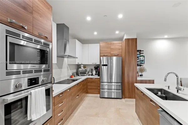 $9,000 | 718 Valencia Avenue, Unit 307, Coral Gables, FL 33134