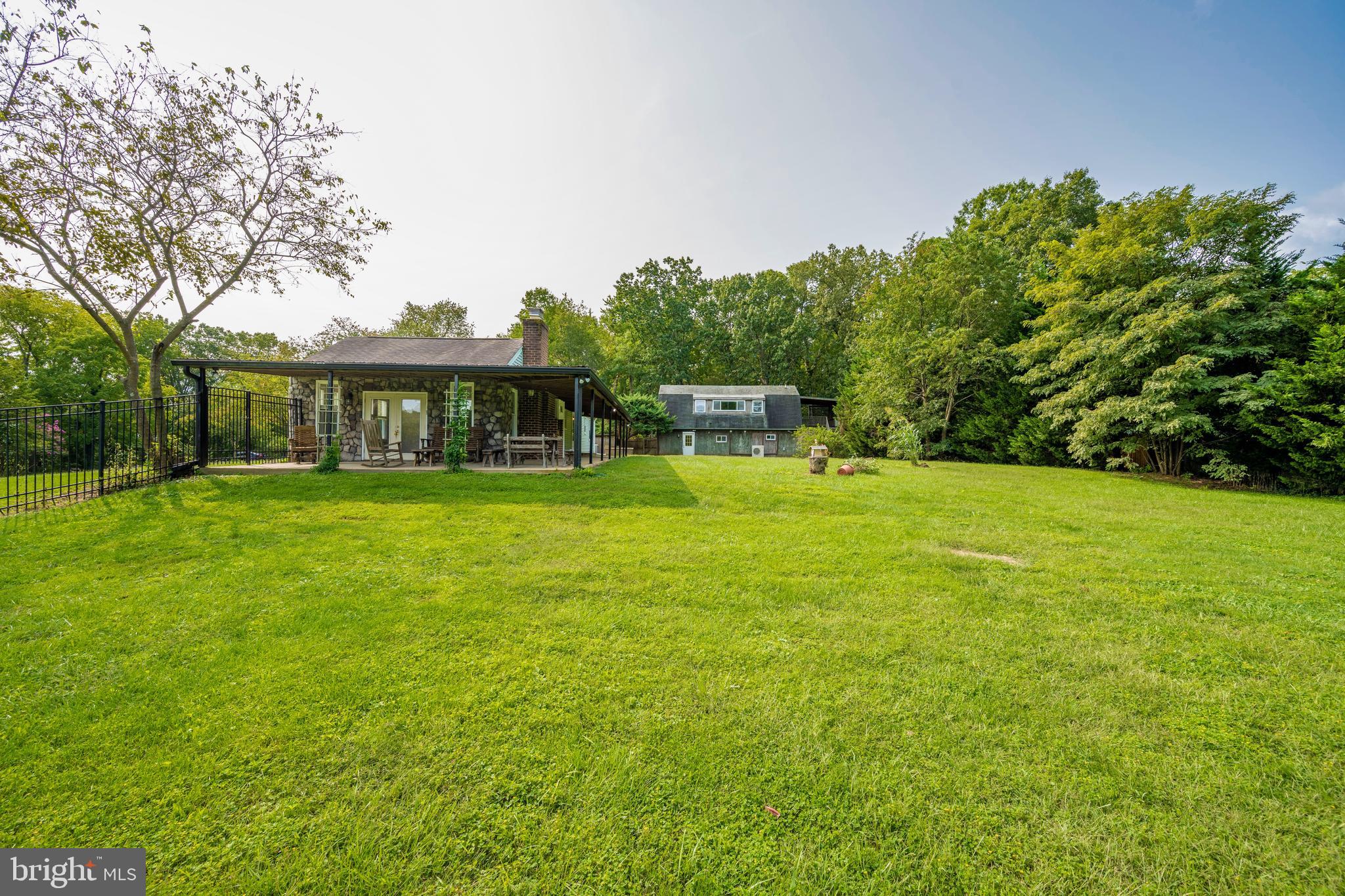 18630 Trundle Road Dickerson, MD 20842 - Photo 18 of 93
