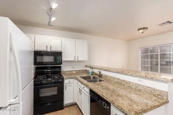 $292,000 | 125 South 56th Street, Unit 99, Mesa, AZ 85206