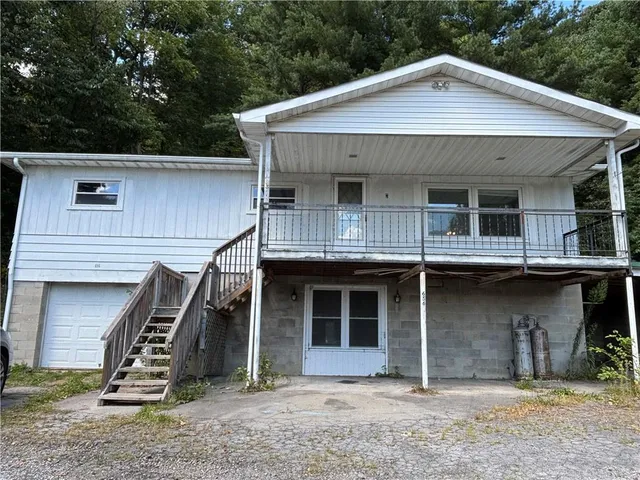 $1,250 | 656 Cannelton Road, Darlington, PA 16115