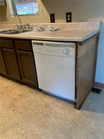 $1,250 | 656 Cannelton Road, Darlington, PA 16115