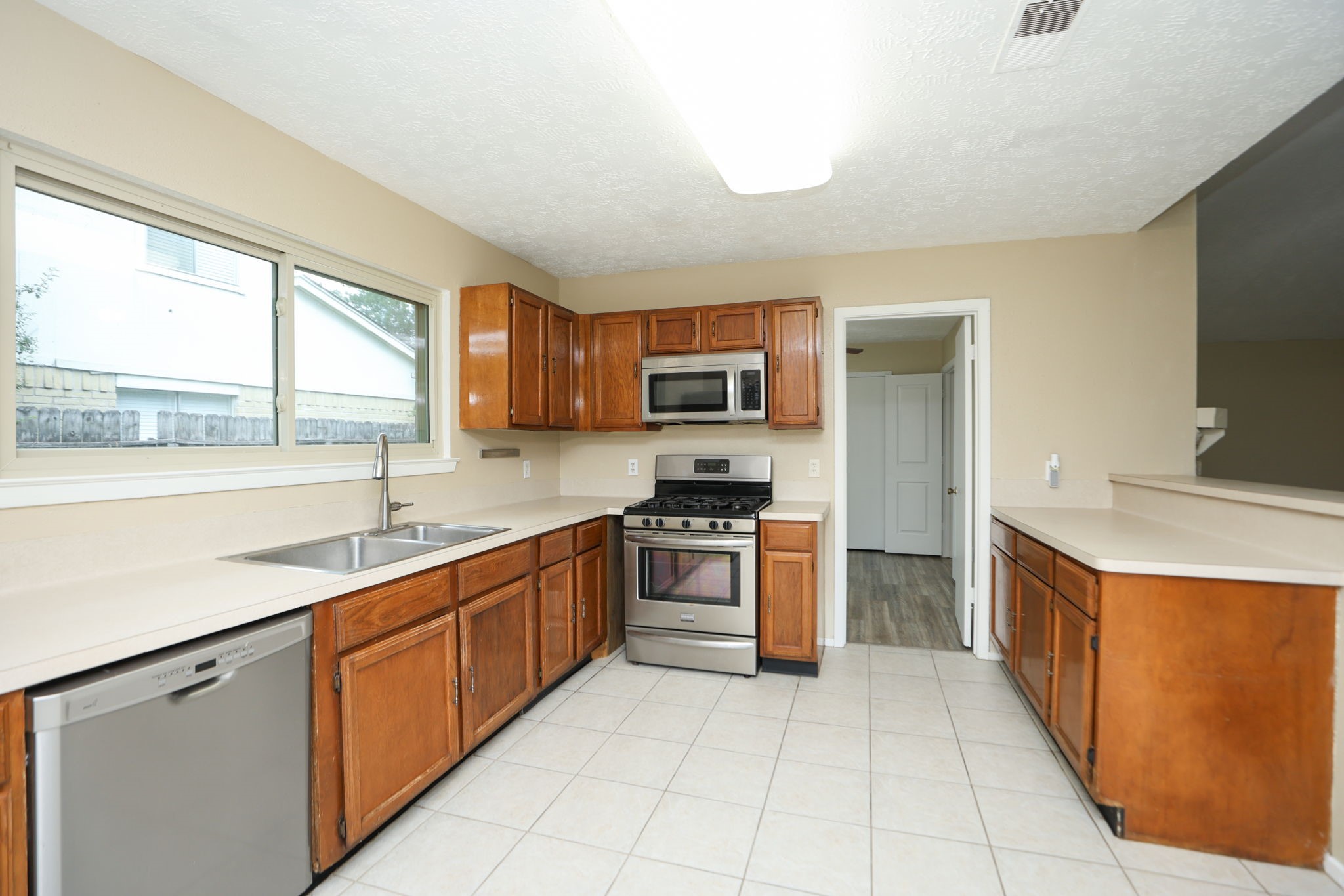 17307 Northchapel Street Spring, TX 77379 - Photo 12 of 41