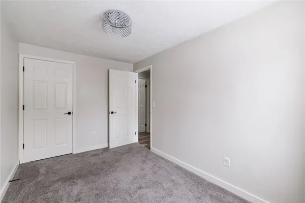 $194,900 | 45 Huntington Parkway, Hamlin, NY 14464
