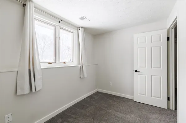 $194,900 | 45 Huntington Parkway, Hamlin, NY 14464