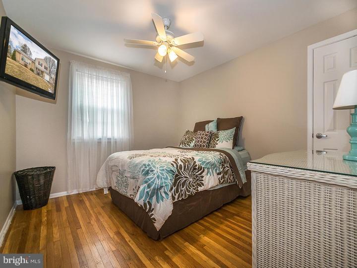 546 Concord Road Warminster, PA 18974 - Photo 12 of 14 Bedroom