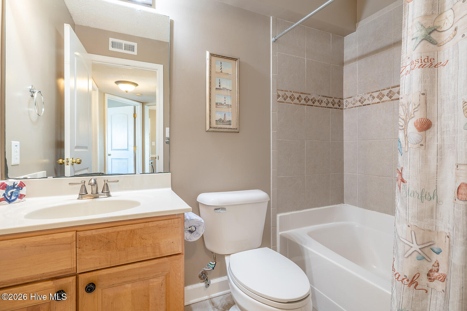 9201 Coast Guard Road, Unit B204 Emerald Isle, NC 28594 - Photo 18 of 29 Guest BA
