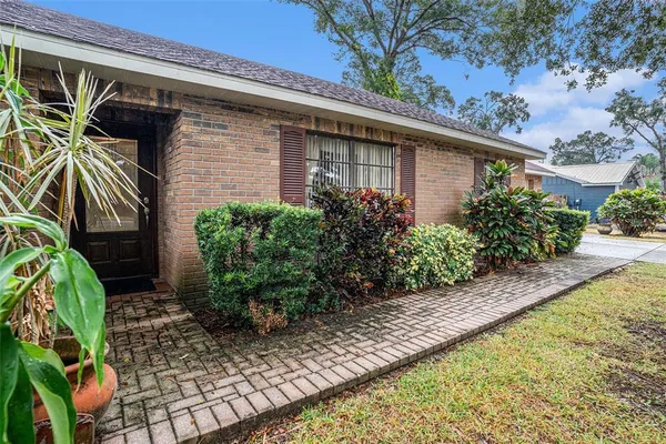 $395,000 | 2110 Siloam Springs Drive, Dover, FL 33527