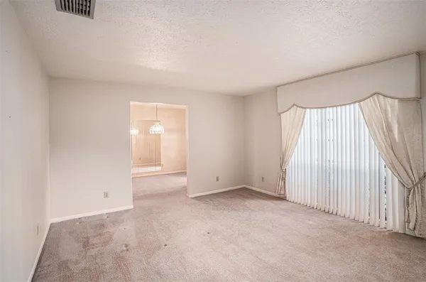 $395,000 | 2110 Siloam Springs Drive, Dover, FL 33527