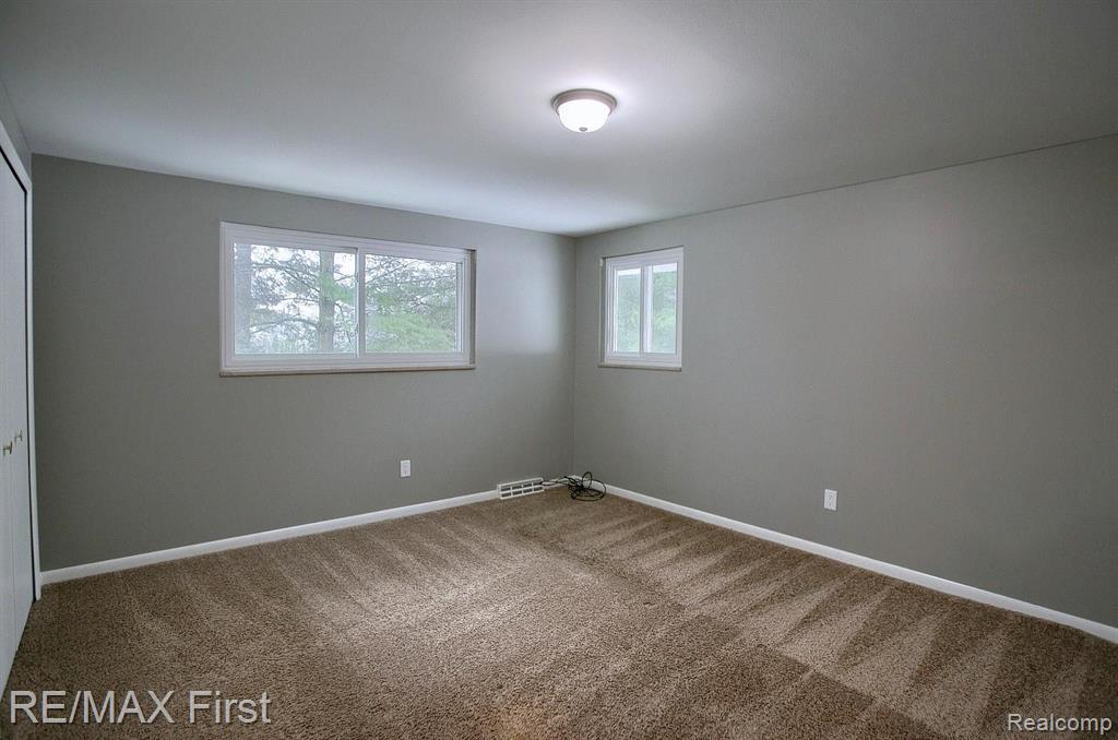 6840 Dublin Fair Road Troy, MI 48098 - Photo 22 of 29