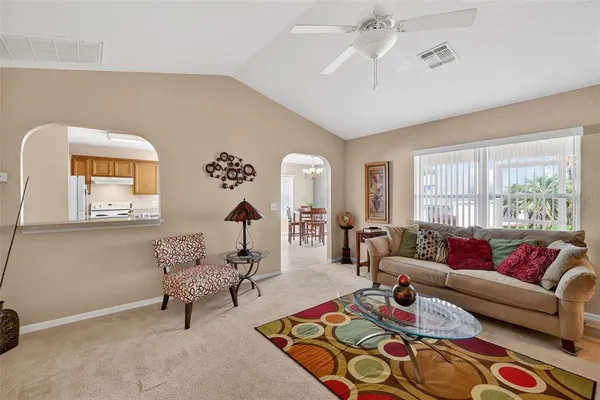 $325,000 | 17867 Southeast 115th Circle, Summerfield, FL 34491