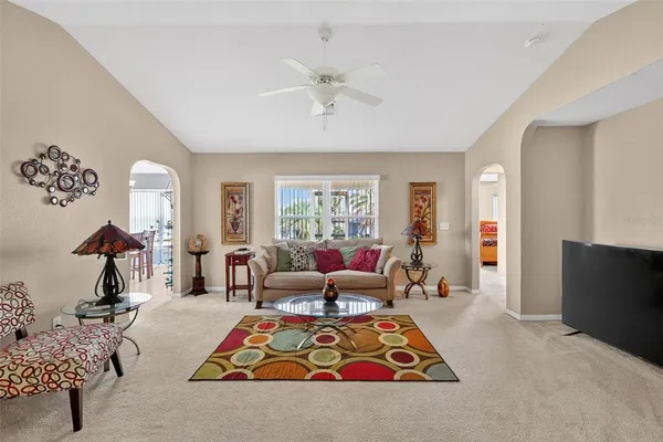 $325,000 | 17867 Southeast 115th Circle, Summerfield, FL 34491