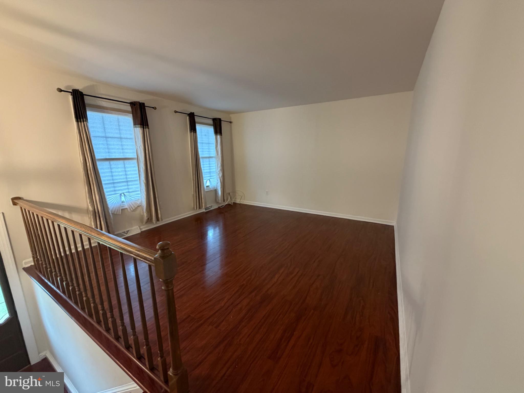2861 Ridge Road Waldorf, MD 20603 - Photo 23 of 49 Spacious room with natural light.