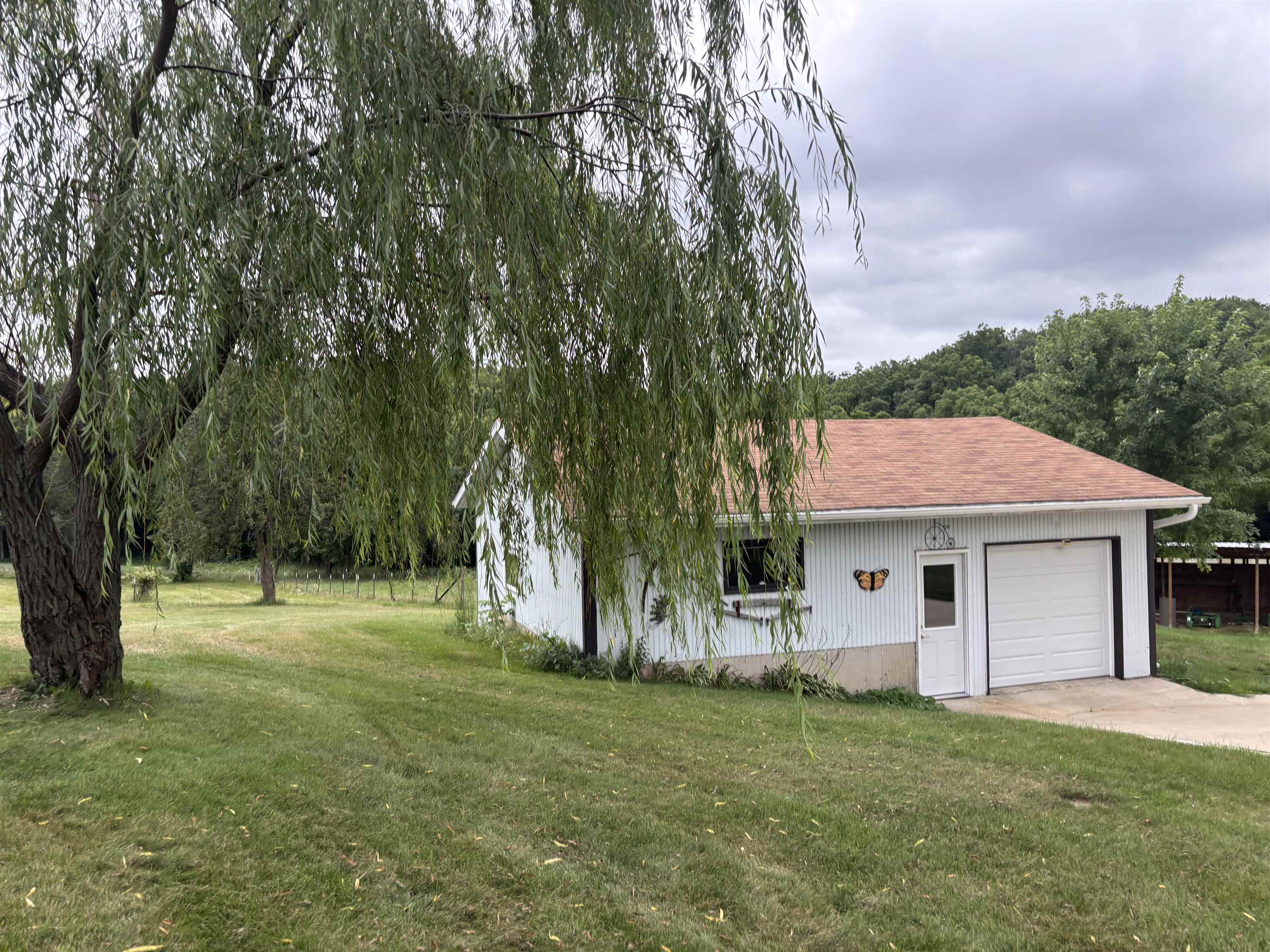 W6791 Pond View Road Monroe, WI 53566 - Photo 35 of 40 Gallery Image 35