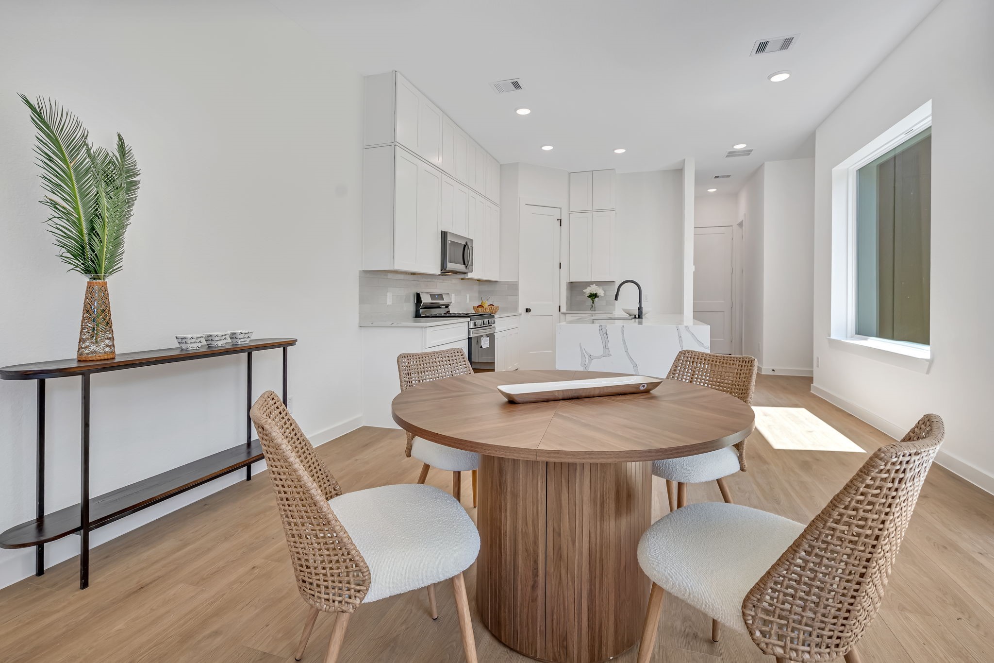 6809 Conley Street, Unit D Houston, TX 77021 - Photo 5 of 29