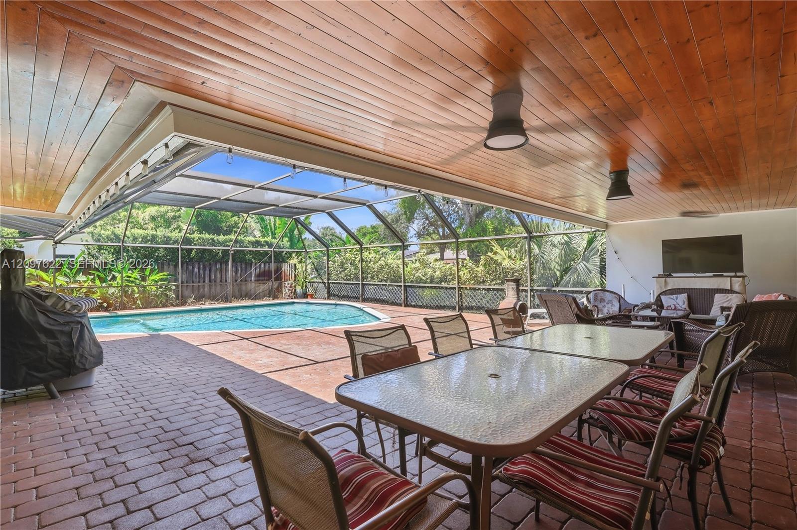 16500 Stonehaven Road Miami Lakes, FL 33014 - Photo 25 of 30 Gallery Image 25