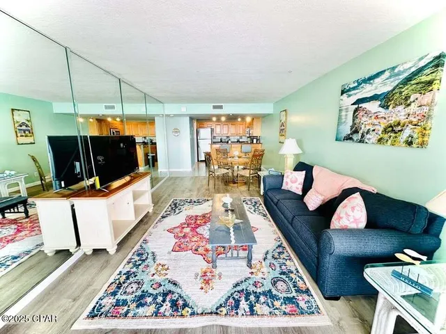 $1,850 | 6905 Thomas Drive, Unit 602, Panama City Beach, FL 32408