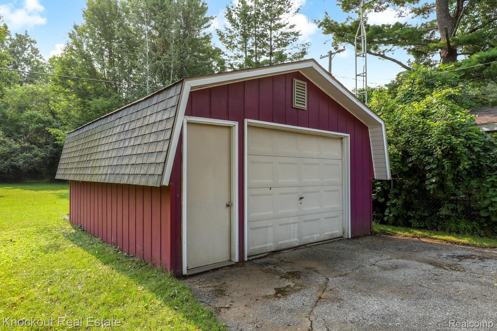 517 Birch Road Vassar, MI 48768 - Photo 28 of 38 517 Birch Rd Vassar-30.jpg