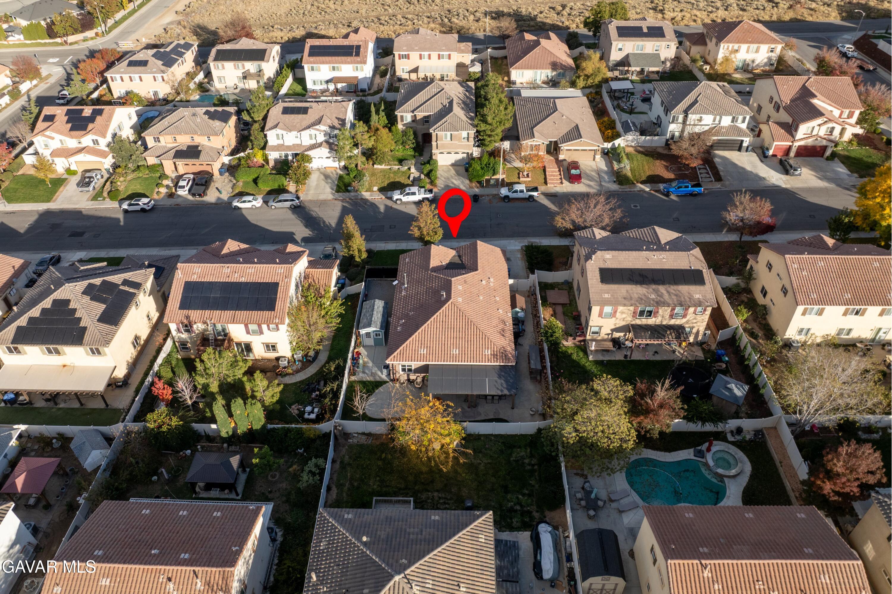 1413 Wild Olive Road Tehachapi, CA 93561 - Photo 12 of 29 a city street filled with lots of traffic