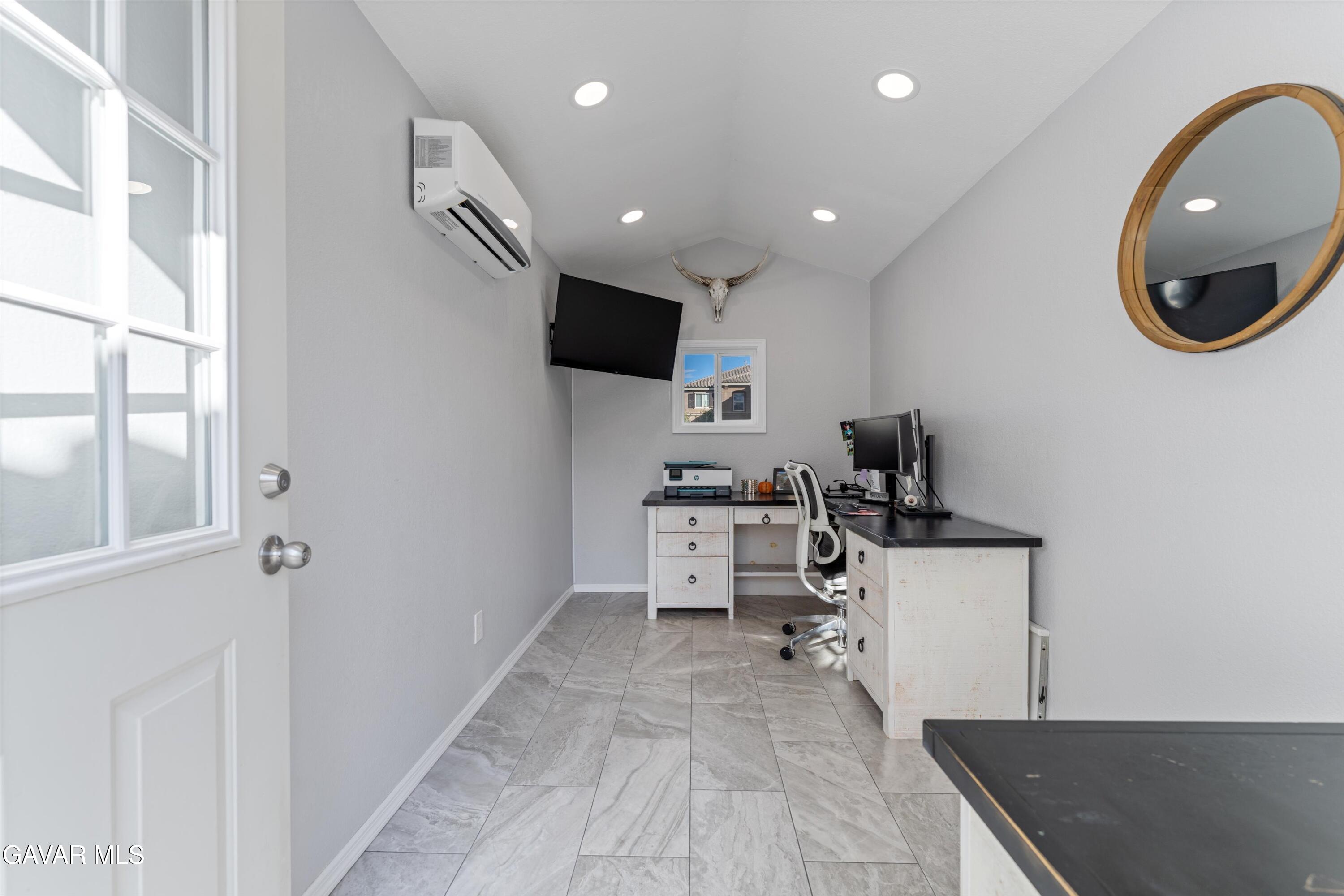 1413 Wild Olive Road Tehachapi, CA 93561 - Photo 10 of 29 a view of a kitchen with electric equipment
