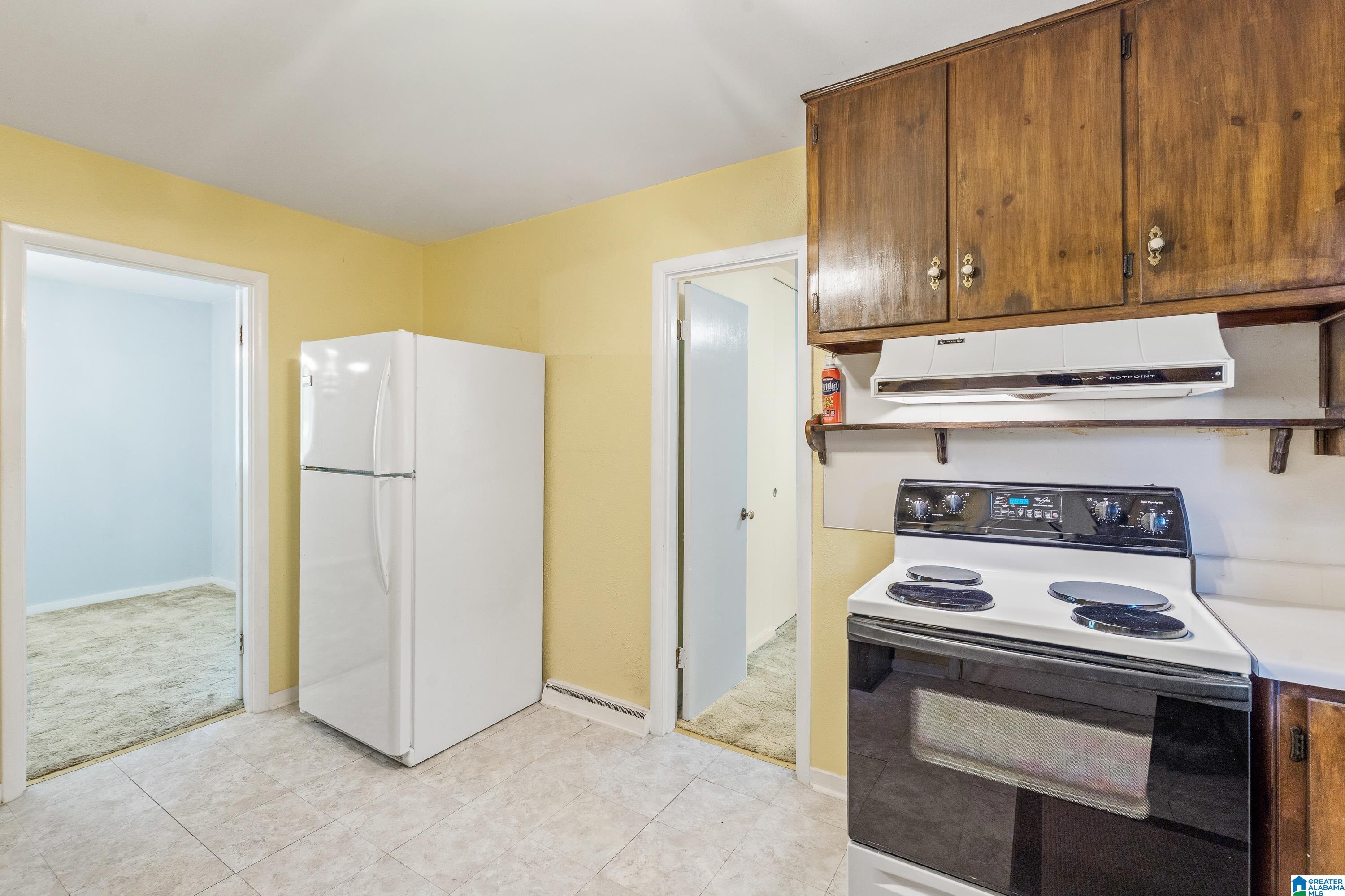 929 Barnisdale Road Birmingham, AL 35235 - Photo 13 of 29