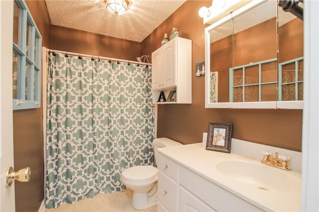 3177 Beckwith Road Mount Juliet, TN 37122 - Photo 5 of 20 Master Bed Bath