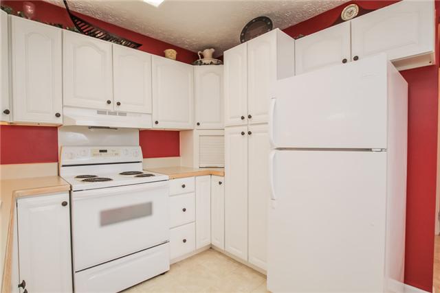 3177 Beckwith Road Mount Juliet, TN 37122 - Photo 9 of 20 Kitchen with Pantry