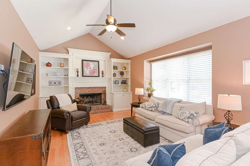 41 Hancock Road Franklin, MA 02038 - Photo 13 of 42 Gallery Image 13