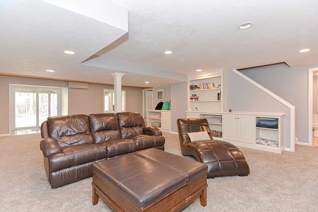 41 Hancock Road Franklin, MA 02038 - Photo 33 of 42 Gallery Image 33