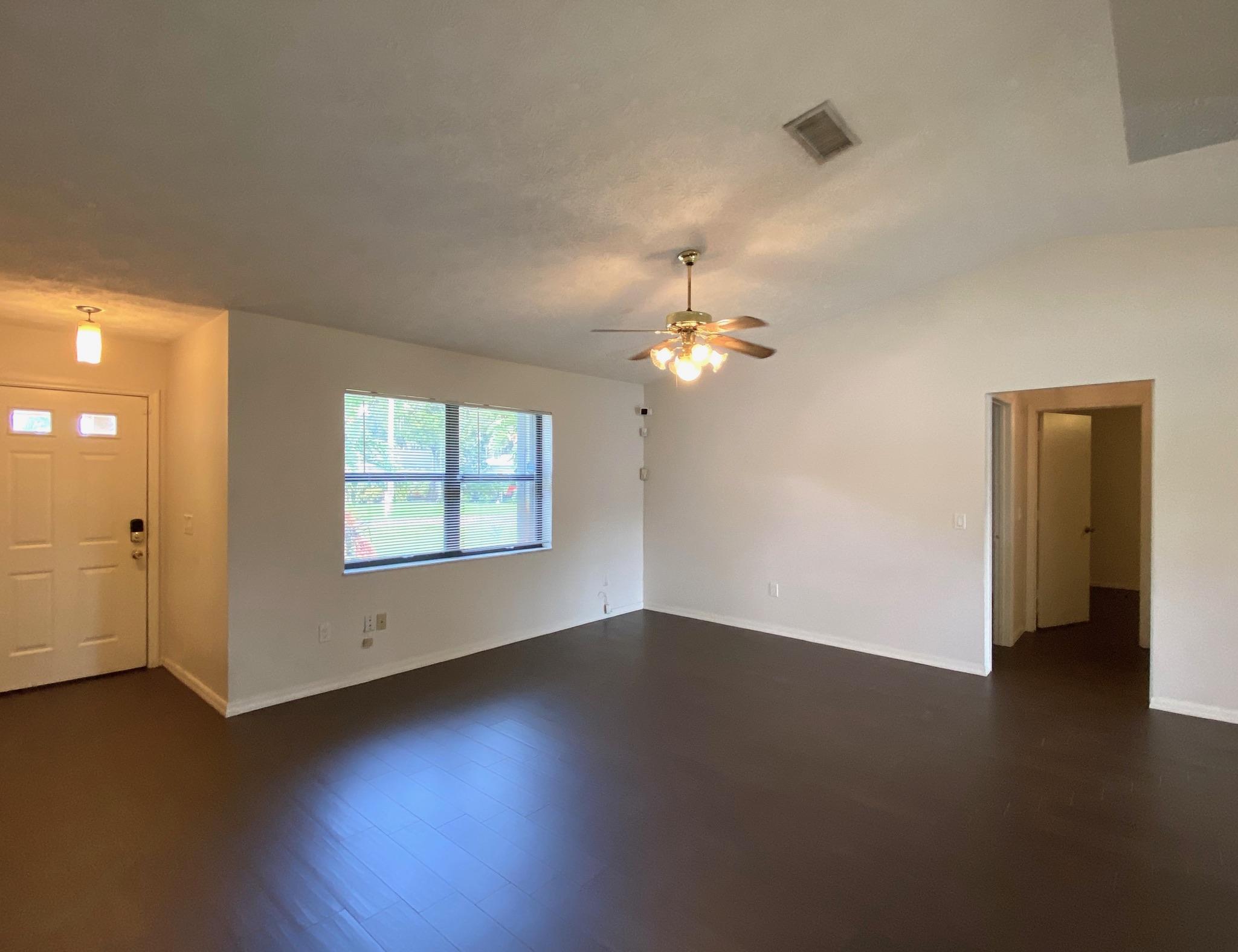 636 Southwest Rustic Circle Stuart, FL 34997 - Photo 3 of 24 B49152E0-5DB4-4506-8C45-9DEAA4838396