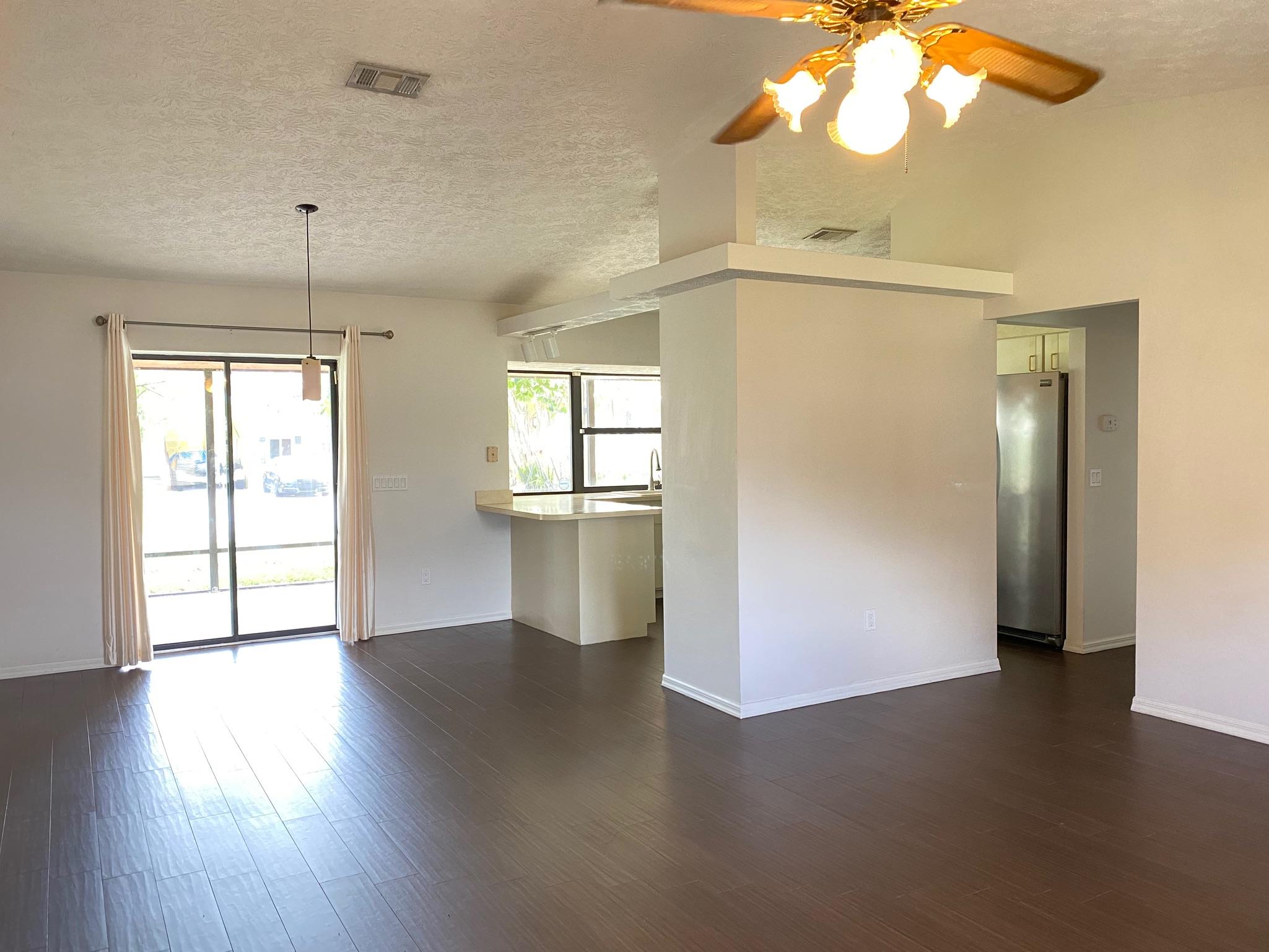 636 Southwest Rustic Circle Stuart, FL 34997 - Photo 5 of 24 B6724011-BDDD-457F-B991-3F4834B19BB5