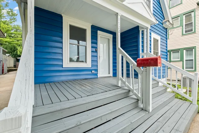 a view of a house with a garage