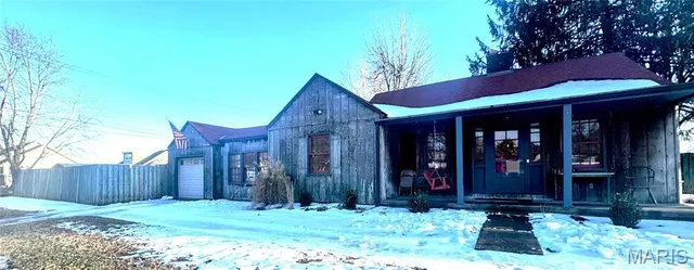 $155,500 | 501 Hunter Avenue, Sikeston, MO 63801