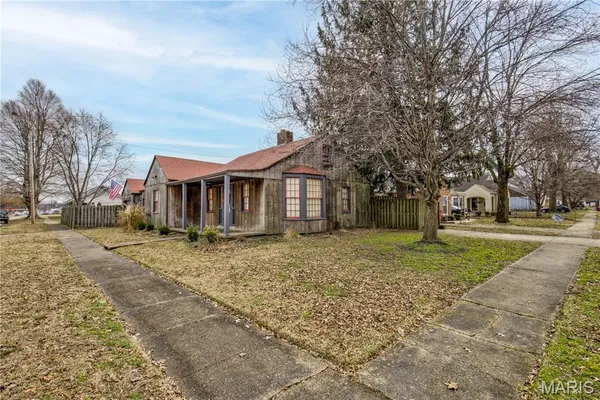$155,500 | 501 Hunter Avenue, Sikeston, MO 63801
