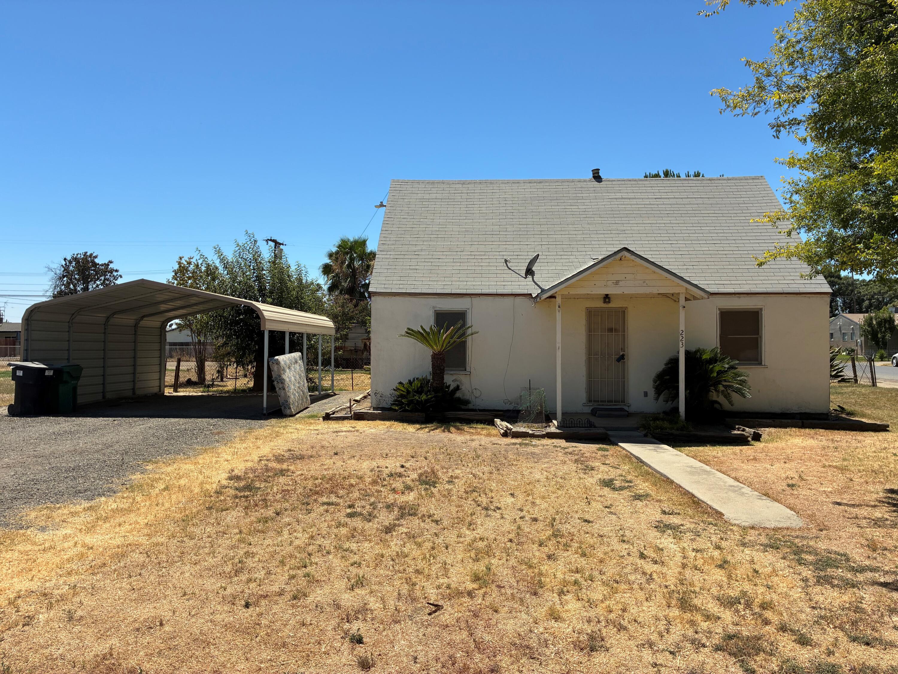 223 South Evans Road Tipton, CA 93272 - Photo 1 of 12 Evans 1
