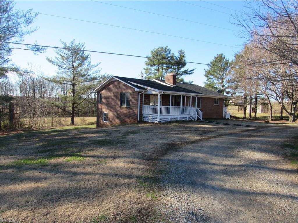 1933 North Oak Ridge Church Road Yadkinville, NC 27055 - Photo 2 of 27 Gallery Image 2