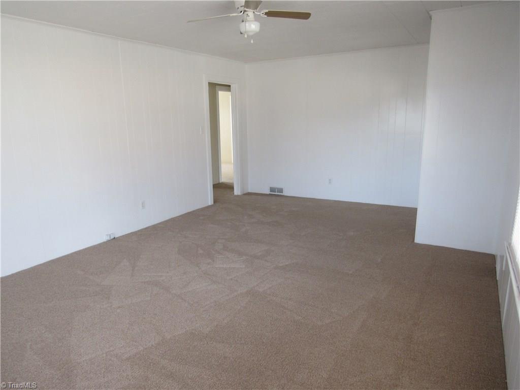 1933 North Oak Ridge Church Road Yadkinville, NC 27055 - Photo 15 of 27 Gallery Image 15