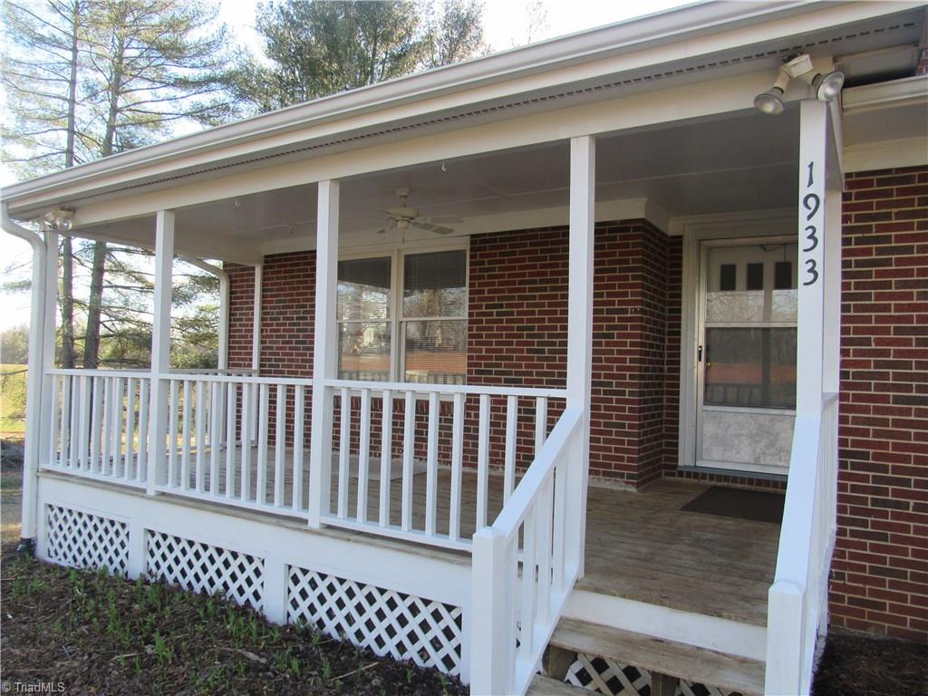 1933 North Oak Ridge Church Road Yadkinville, NC 27055 - Photo 27 of 27 Gallery Image 27