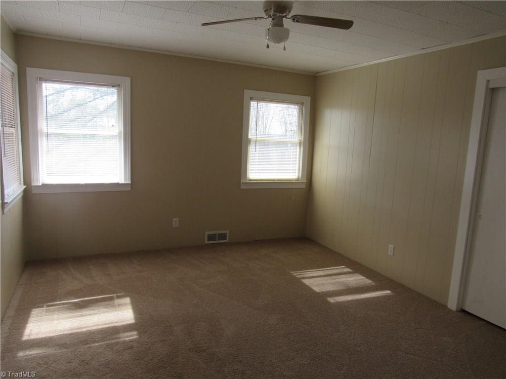 1933 North Oak Ridge Church Road Yadkinville, NC 27055 - Photo 10 of 27 Gallery Image 10