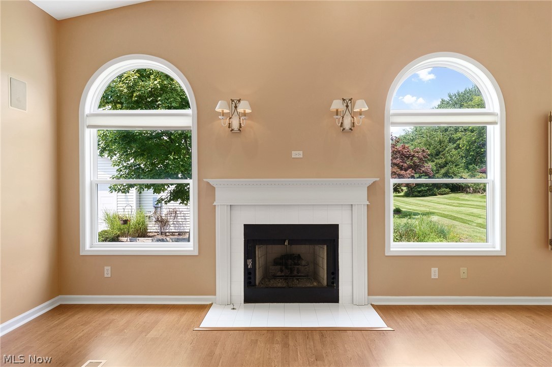 1763 Richmond Road Lyndhurst, OH 44124 - Photo 9 of 34 Beautiful natural light in the great room
