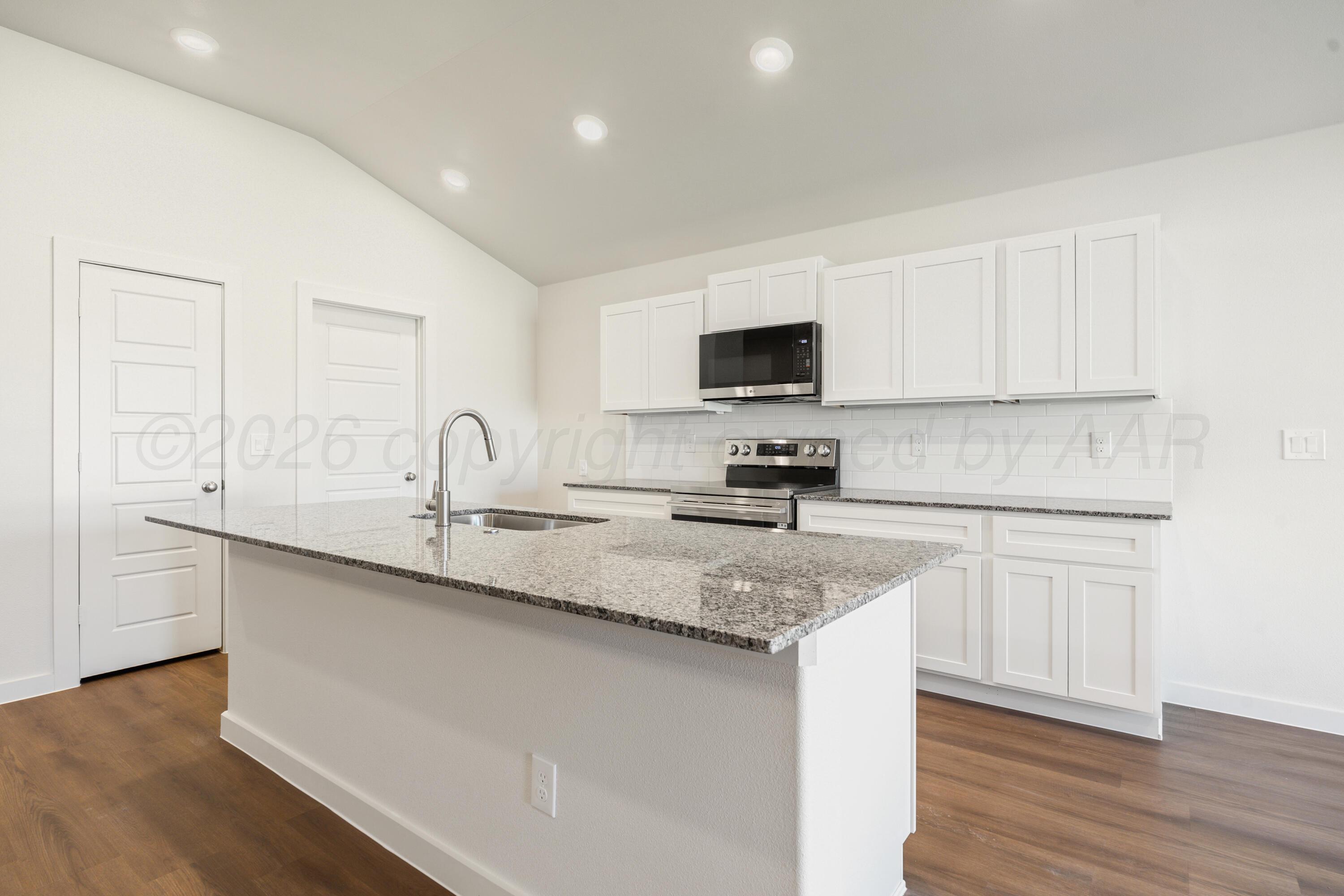 9100 Bunkhouse Road Amarillo, TX 79124 - Photo 9 of 28 Kitchen View 1